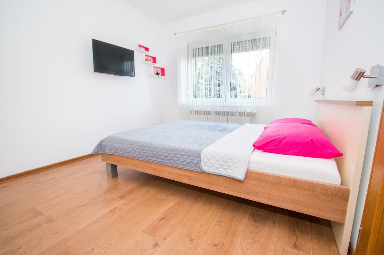 Apartmán Nada Karlovac Exteriér fotografie